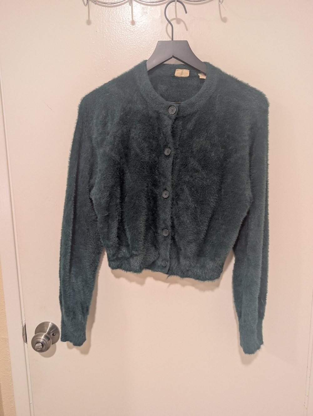Levi's Green Fuzzy Cat Cropped Cardigan - Picture 3 of 14